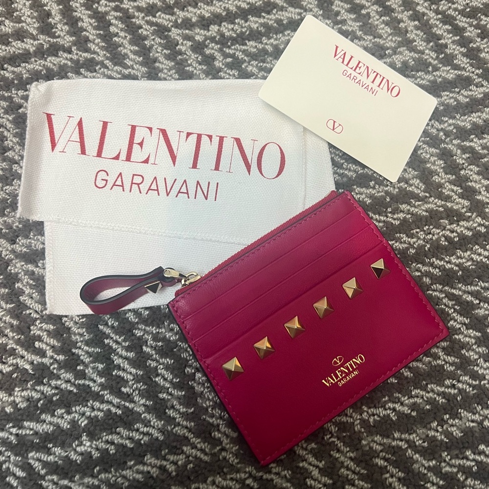 NEW AUTHENTIC VALENTINO WALLET